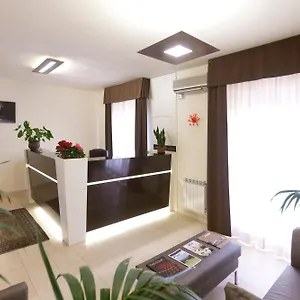 https://hotel-corallo-albinia.it-tuscanyhotel.com