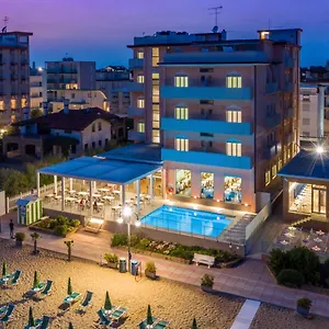 https://hotel-corallo-lido-di-jesolo.hotelinveneto.com
